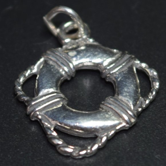 Sterling Silver 3D Life Ring Buoy Charm Tropical Ocean Sea Sailing Lifes… - Picture 1 of 4